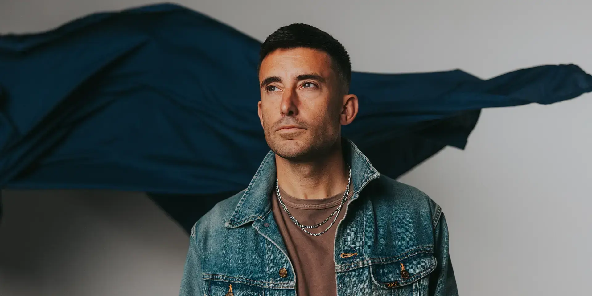 Phil Wickham Reminds Us the 'Battle Belongs' to God